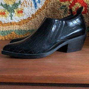 The Wishbone Collection Black Patent Snakeskin Print Western Shoes Size 7.5
